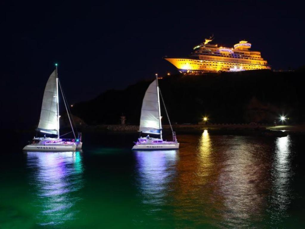 Sun Cruise Resort And Yacht Kosong-dong 外观 照片